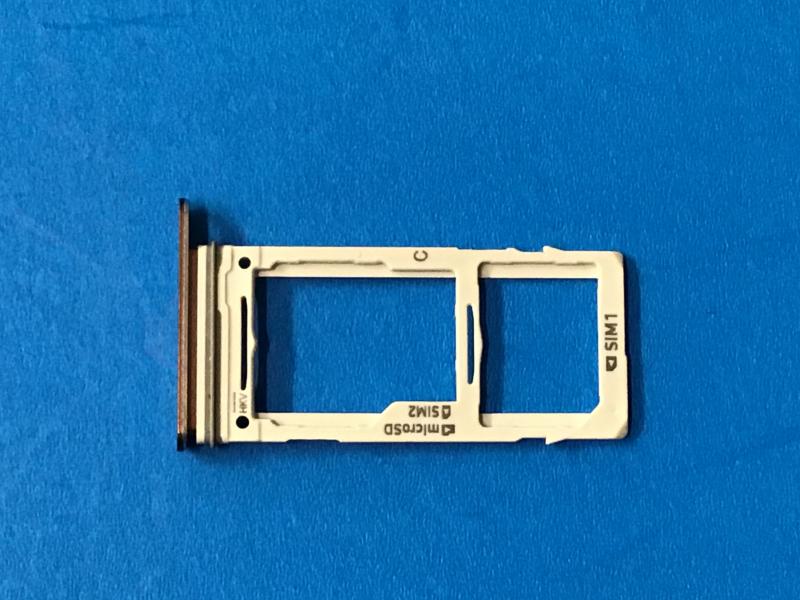 Repuesto BANDEJA SIM MOTOROLA G13 ROSADA