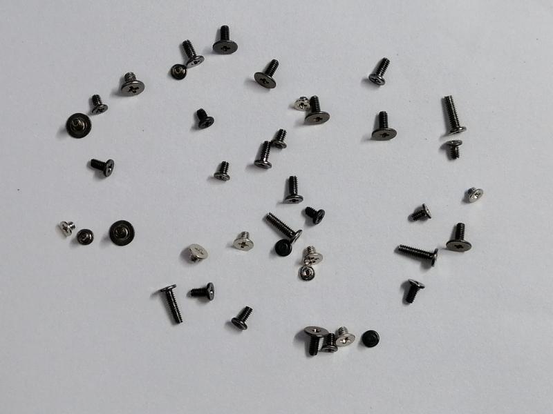 Repuesto JUEGO DE TORNILLOS IPHONE 12