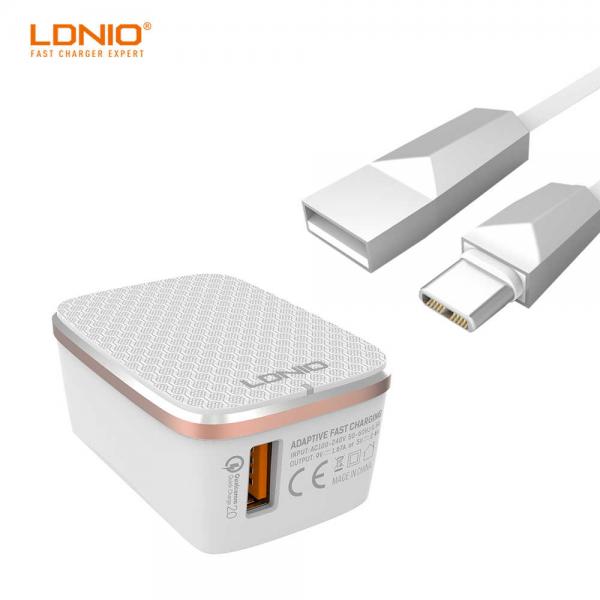 Cargador Casa A1204Q Ldnio - Lighthing Blanco