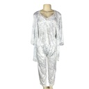 PIJAMA - CONJUNTO BLUSA PANTALÓN Y BATA - ESTAMPADO BLANCO L