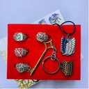 SET DIJES ATTACK OF TITANS