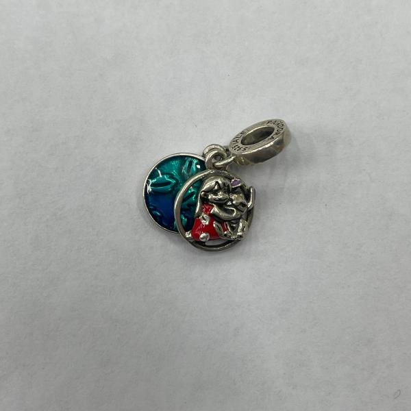 [PD-PPCCG0024] Poderosa Charm Familia Lilo y Stitch Pandora CH05